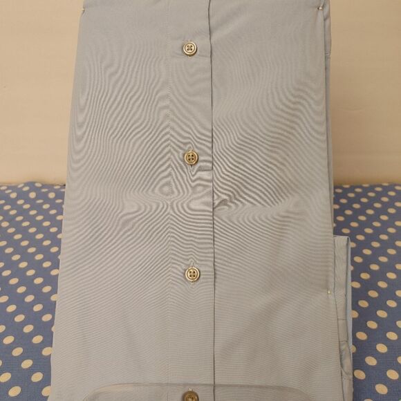 MEN'S SLIM FIT MICROFIBER TUXEDO SHIRT. LIGHT BLUE. - Picture 3 of 5